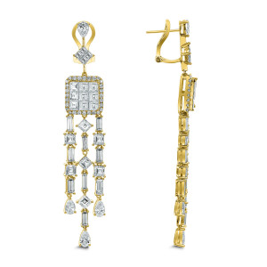 18KT 13.43 CT Diamond Dangle Earrings 18KT 13.43 CT Diamond Dangle Earrings