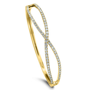 18KT 2.31 CT Diamond Twisted Bangle 18KT 2.31 CT Diamond Twisted Bangle