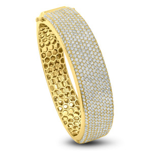 18KT 10.00 CT Diamond Thick Round Bangle 18KT 10.00 CT Diamond Thick Round Bangle