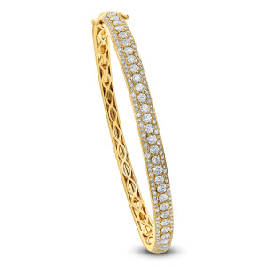 18KT 3.30 CT Diamond Bangle 18KT 3.30 CT Diamond Bangle