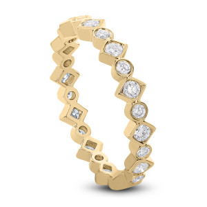18KT 0.60 CT Diamond Band 18KT 0.60 CT Diamond Band