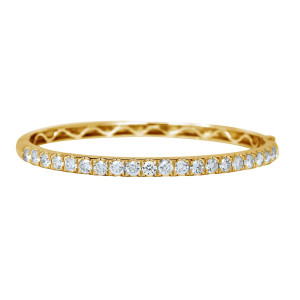 18KT 5.00 CT Diamond Bangle 18KT 5.00 CT Diamond Bangle