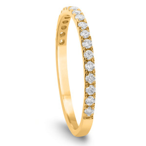 18KT 0.20 CT Diamond Band 18KT 0.20 CT Diamond Band