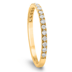18KT 0.30 CT Diamond Band 18KT 0.30 CT Diamond Band