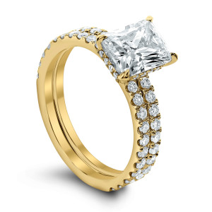 18KT 0.95 CT Emerald Semi Mount Diamond Ring Set 18KT 0.95 CT Emerald Semi Mount Diamond Ring Set